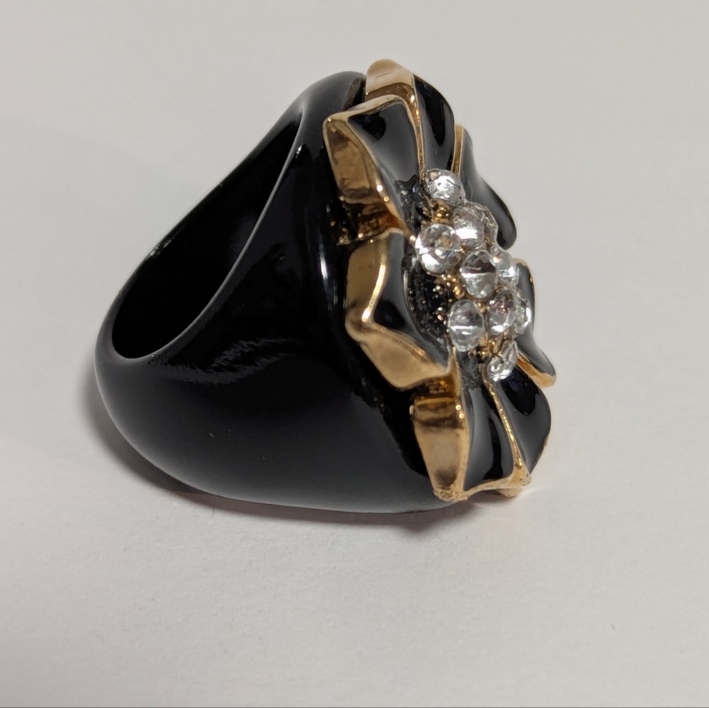 Avon Black & Gold Rhinestone Flower Ring - Picture 2 of 4